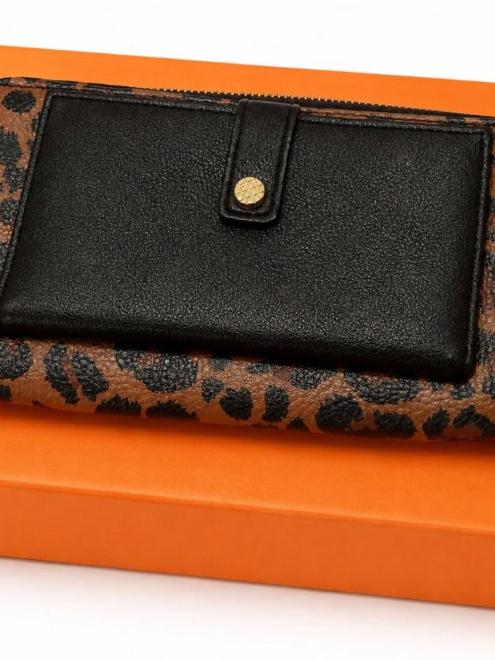 I Clutch My Cheetah!